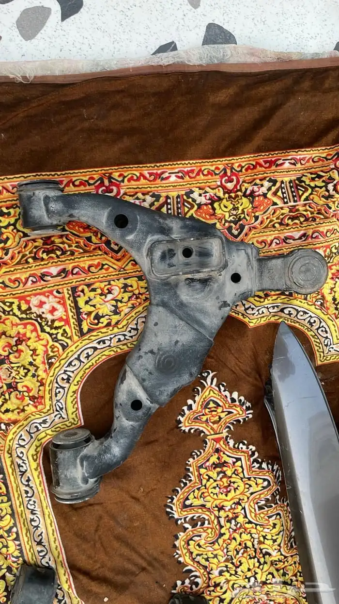 قطع غيار برادو وكاله 11