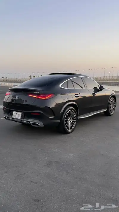 مرسيدس GLC300 2024 ( في جده) (Night package ) 5