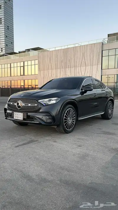 مرسيدس GLC300 2024 ( في جده) (Night package ) 3
