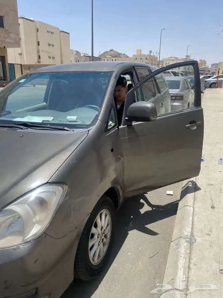 انوفا 2010 نضيفه 7