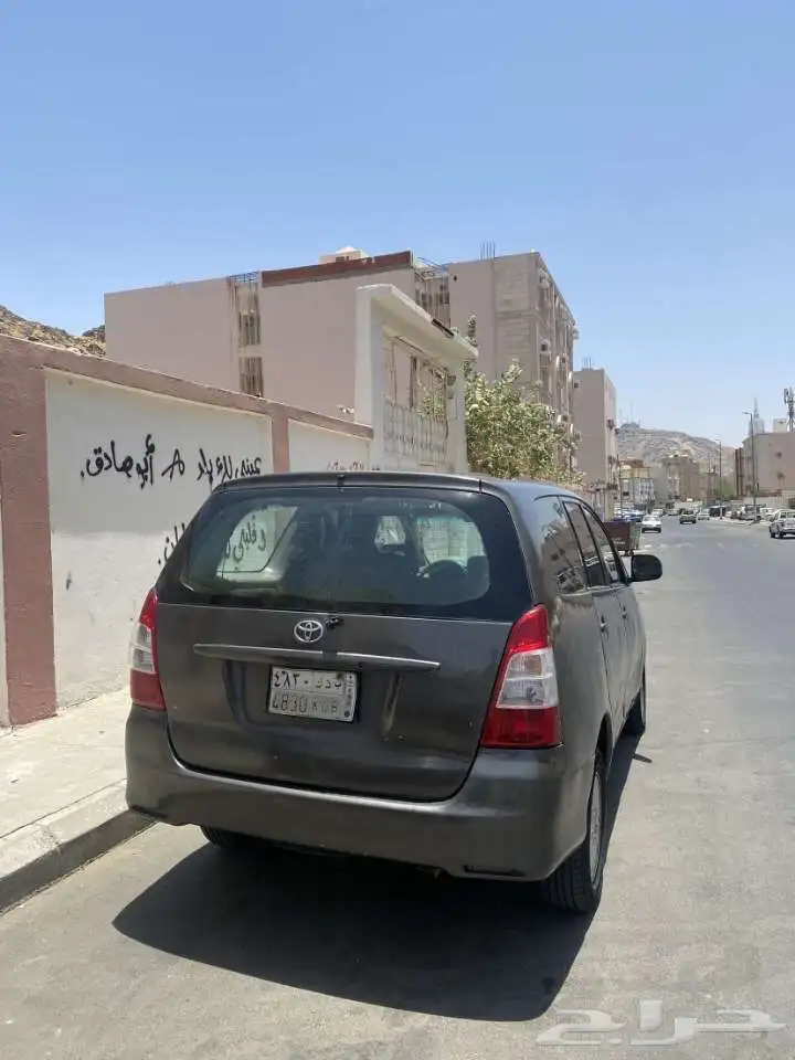 انوفا 2010 نضيفه 6