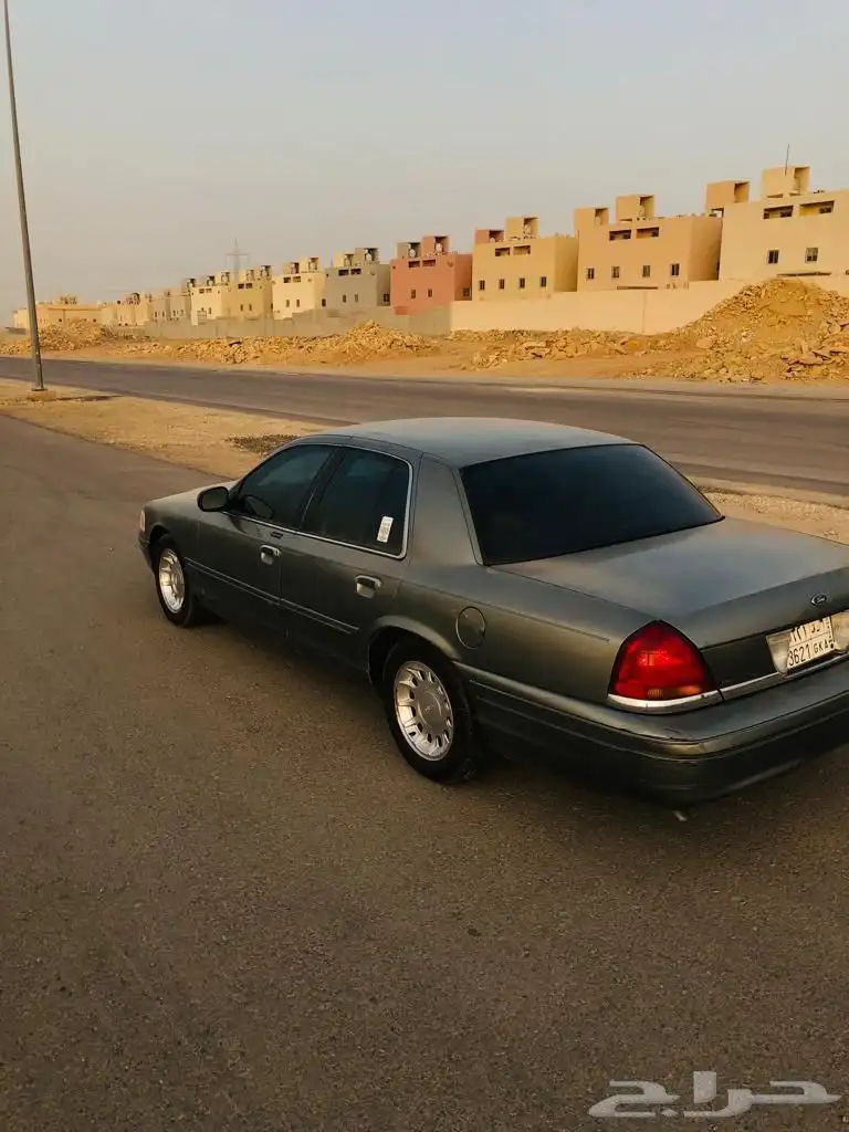 فورد فكتوريا موديل 2000 سعودي فل كامل 7