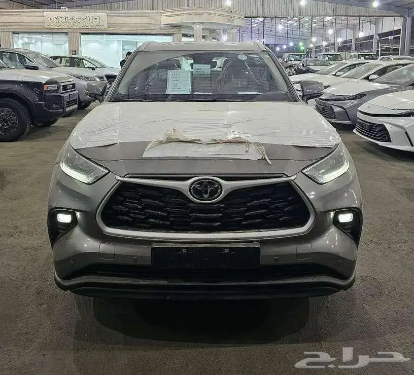 تويوتا هايلاندر GLE موديل 2025 6