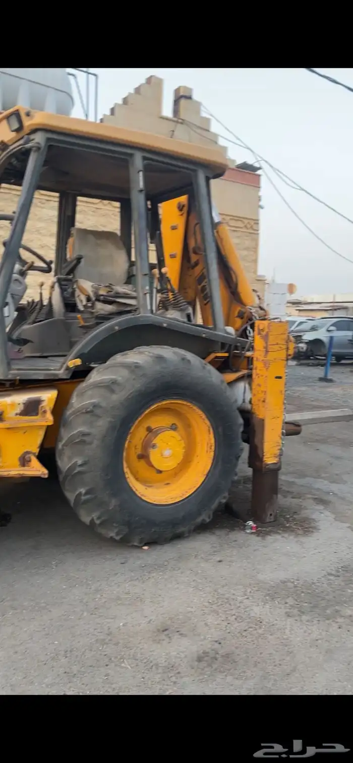 معدة JCB موديل 2000 1