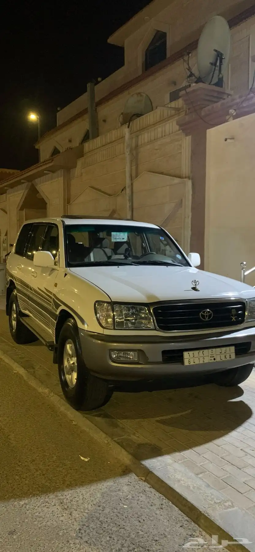 جيب لاندكروزر فل كامل 2002 4