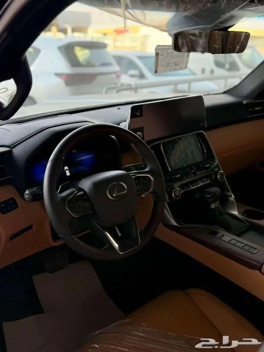 لكزس F SPORT 2025 ب580.000 شامل 7