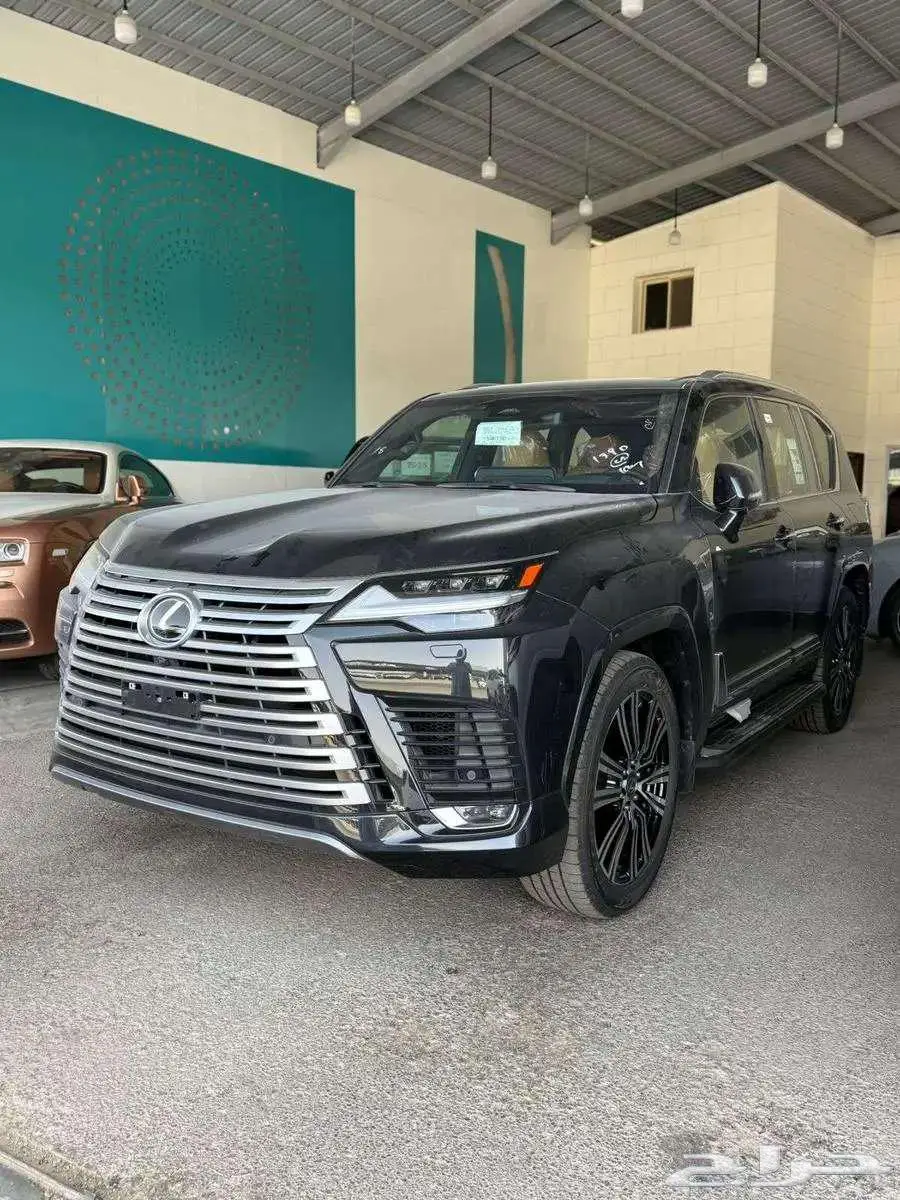 لكزس F SPORT 2025 ب580.000 شامل 1