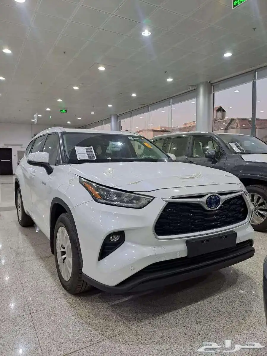 تويوتا هايلاندر نص فل GLE 2025 1