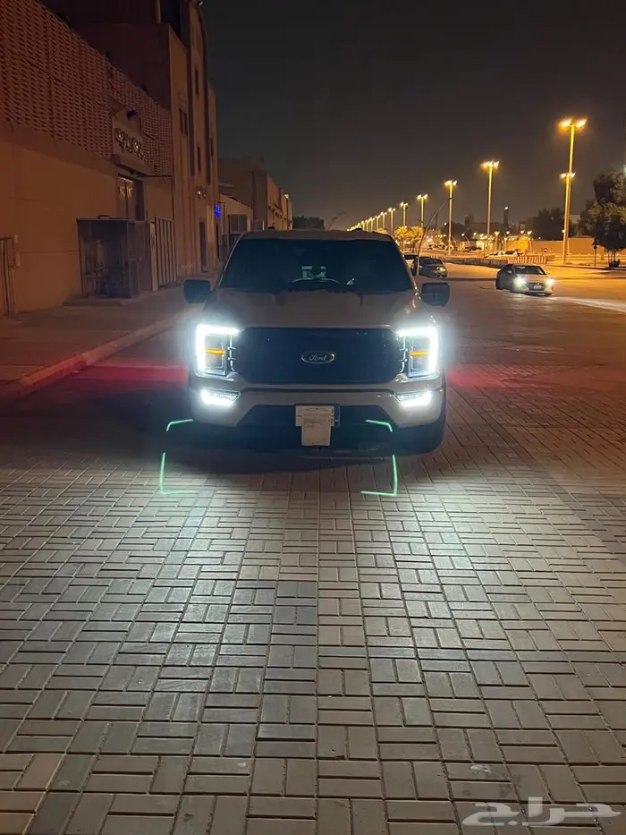 اسطبات وكشافات فورد F150 لاريت LARIAT 0