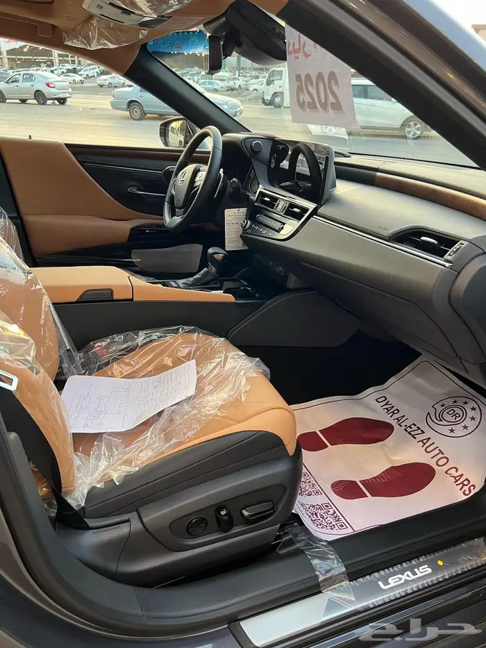 لكزس ES 350 DD بحريني 2025 رمادي وتيتانيوم 7