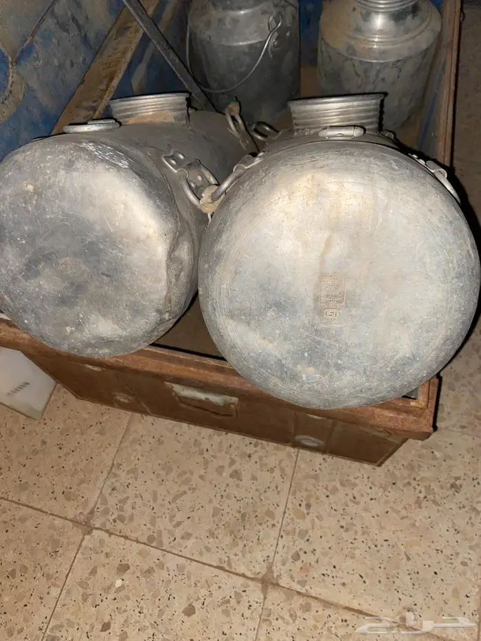 مجموعة اغراض تراثية نوادر معدن 5