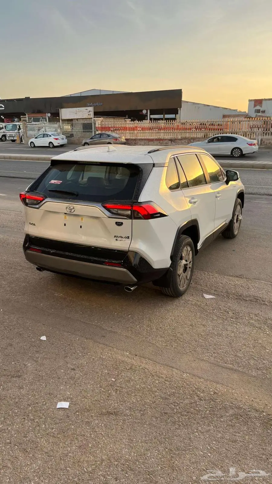 تويوتا راف فور xle بنزين 1