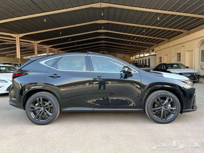 لكزس NX350 AA بنزين 2025 متاح اقساط و كاش 2