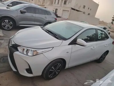 تيوتا يارس Y  2022 4