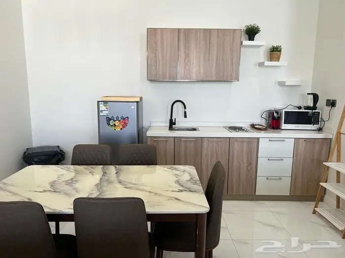 شاليه فريندز نايت 10