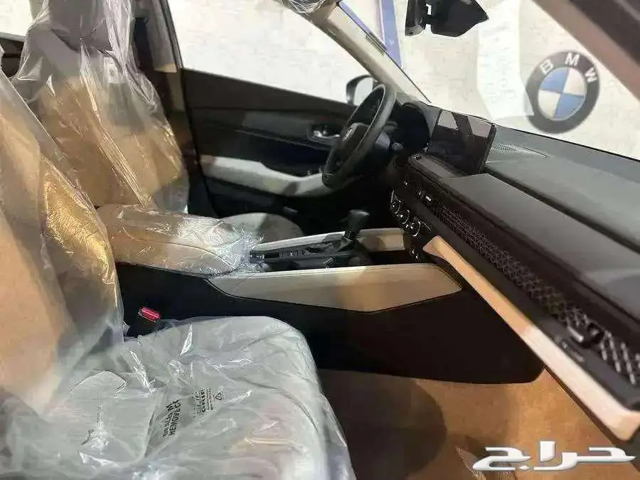 هوندا اكورد LX 2025 اسود ستاندر سعودي 4