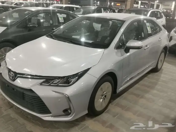 كرولا ستاندرد مطور 2000CC فضي ورصاصي 2025 سعودي 2