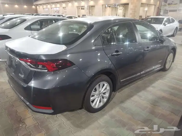 كرولا ستاندرد مطور 2000CC فضي ورصاصي 2025 سعودي 6