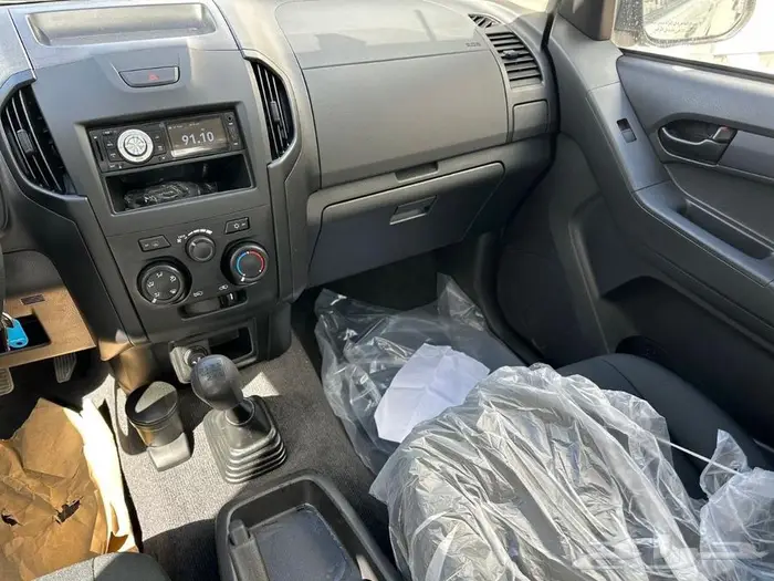 ايسوزو D-Max غمارتين استاندر قير عايدي 11