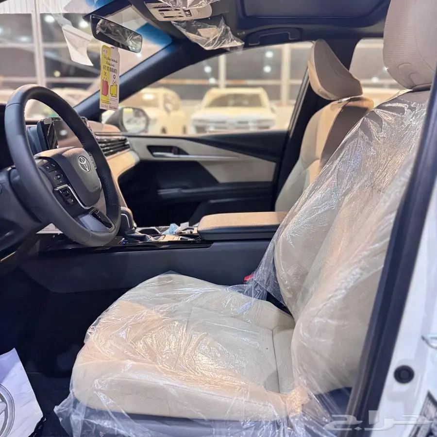 كامري Le نص فل وارد الساير 2025 10