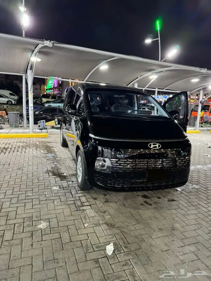 هونداي ستاريا 4