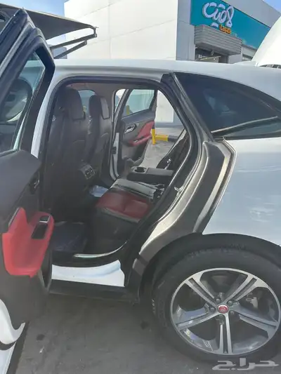 جاكوار E-pace index