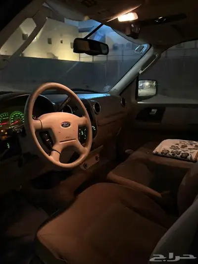 فورد اكسبديشن 2004 5