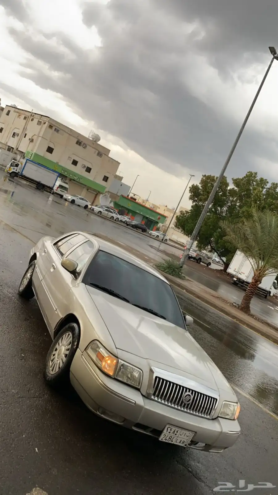 فورد جراند ماركيز 2004 4