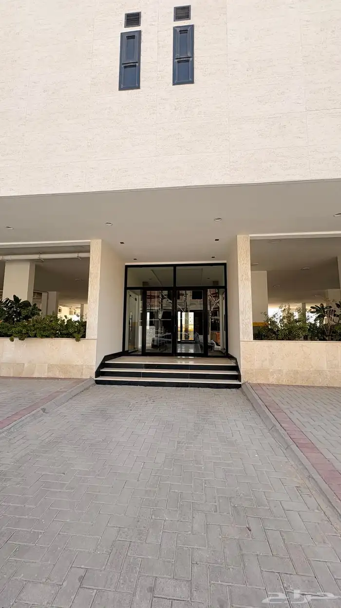 شقة فاخرة للبيع في حي الشوقية 2