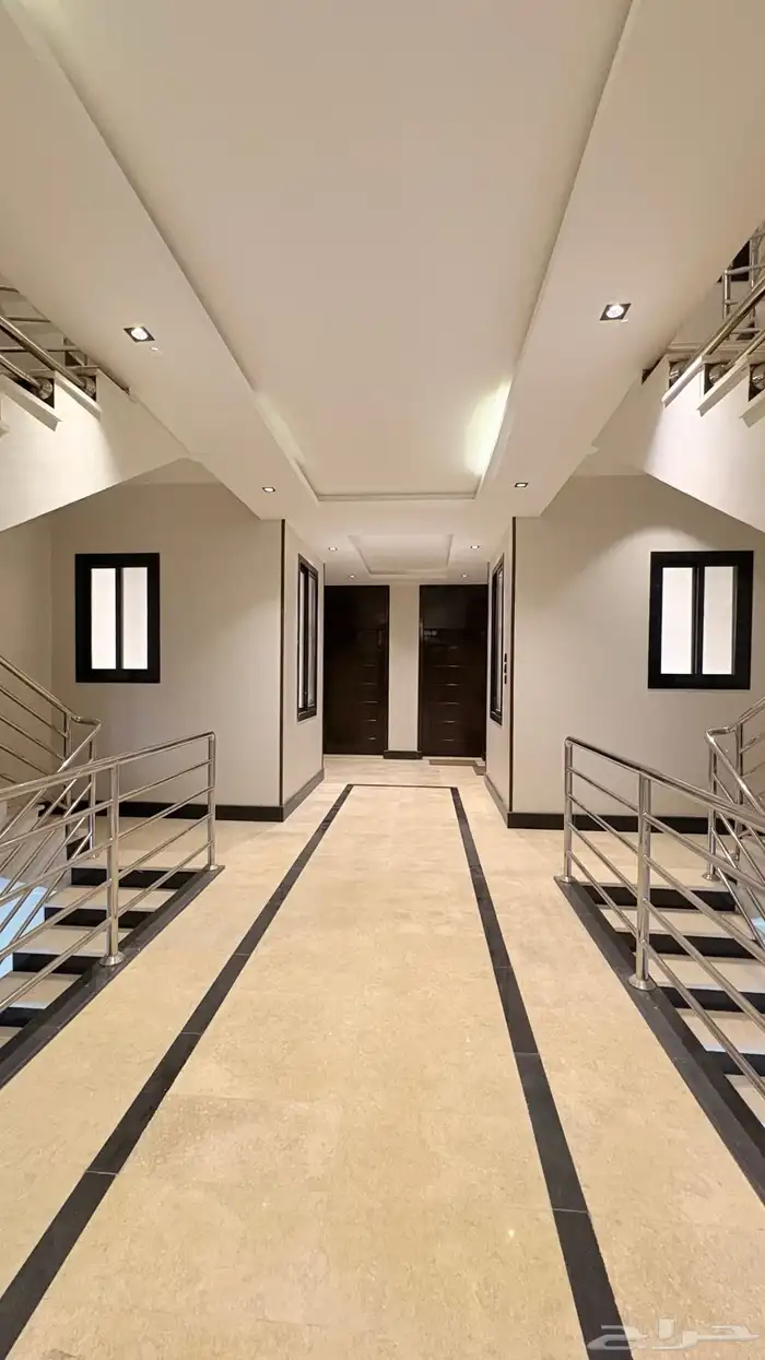 شقة فاخرة للبيع في حي الشوقية 4