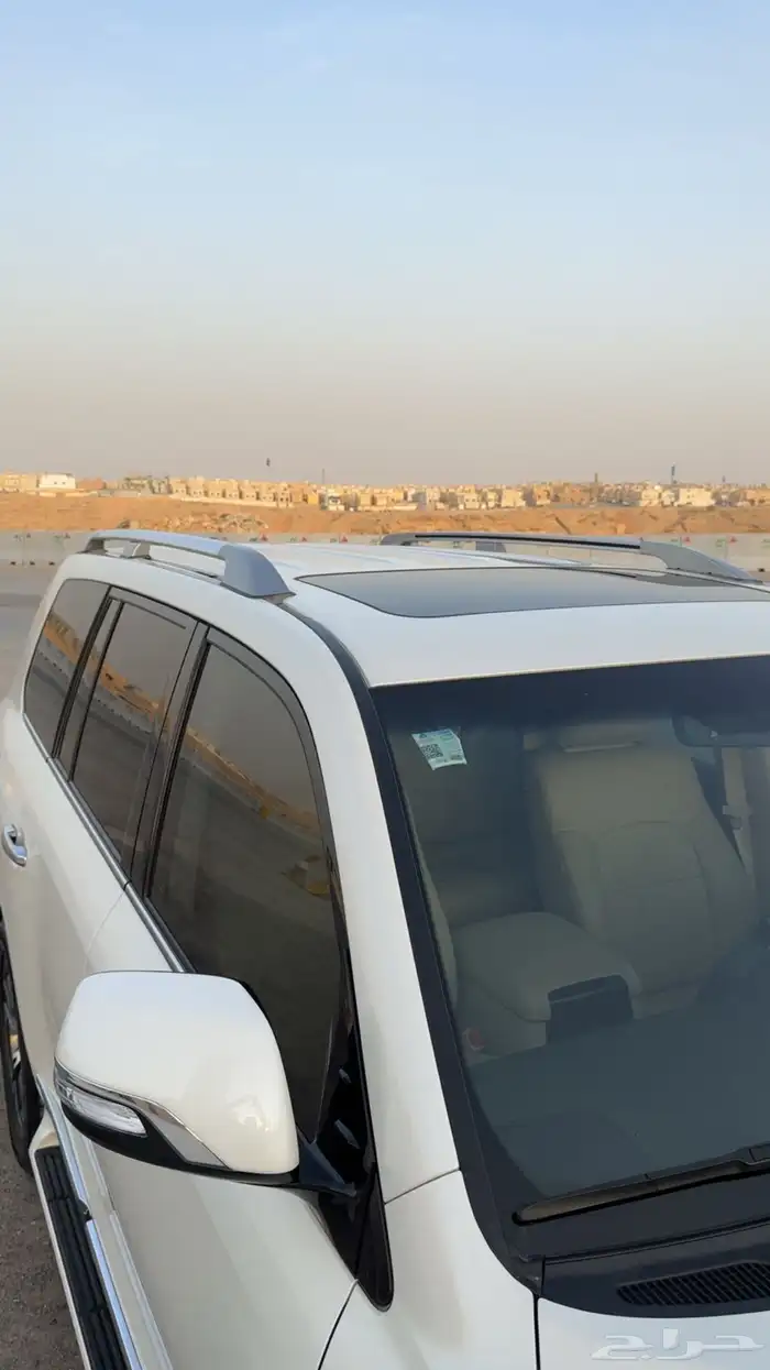 لاندكروزر تورنيق 2020 مخزن رقم 3 وارد عبداللطيف جميل 26