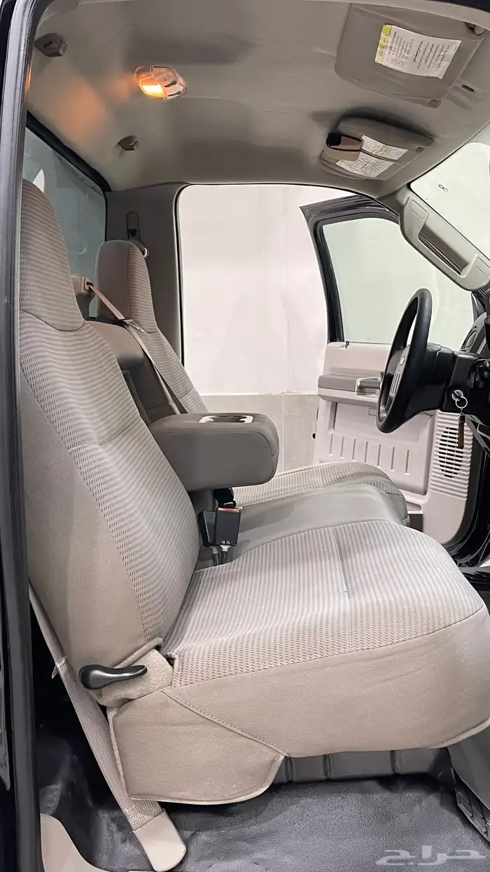 فورد f250 2008 V8 4x4 12
