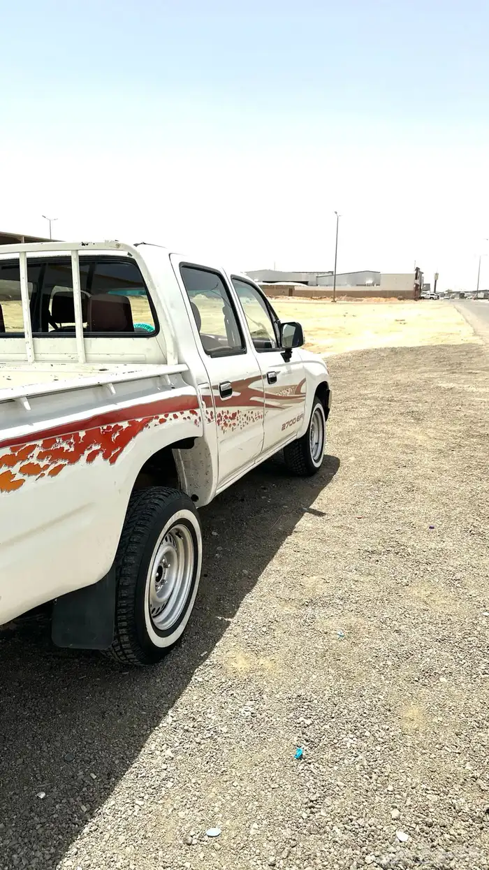 هايلوكس 2002 غمارتين للبيع او البدل 7