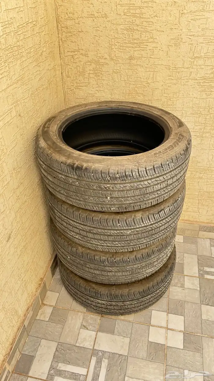 اربع كفرات نضيفه 0