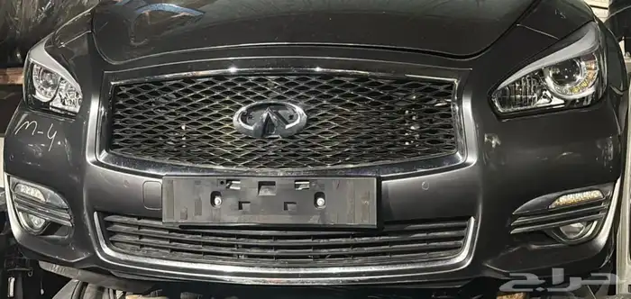 للبيع واجهة Q70 و الي حاب يحول من M56 بدون تغيير رفارف 1