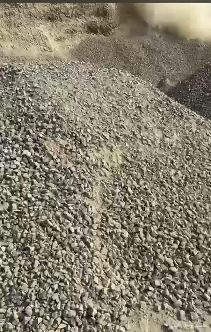 توريد جميع المواد وتنفيذ أعمال البيسكورس والازفلت 3