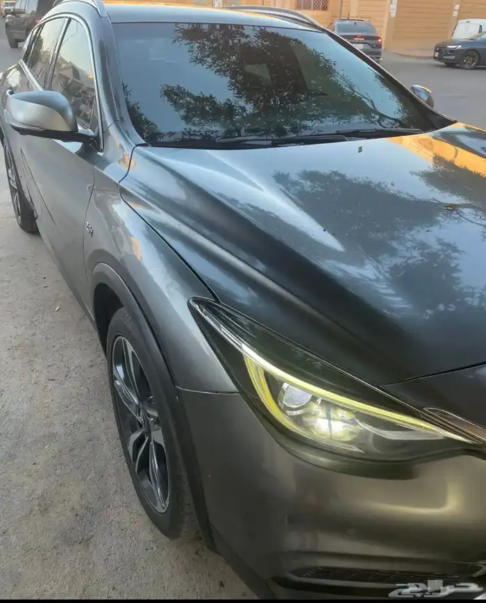 انفينتي qx30 2018 1