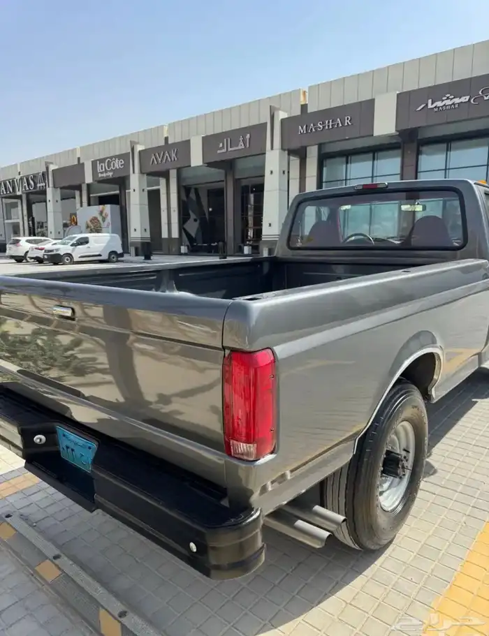 فورد F-250 1993 ( مخزن ) لعشاق الكلاسيك 3