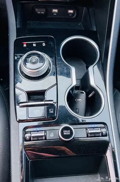 عرض كيا k5 بنزين 2020 بسعر 61 الف 16