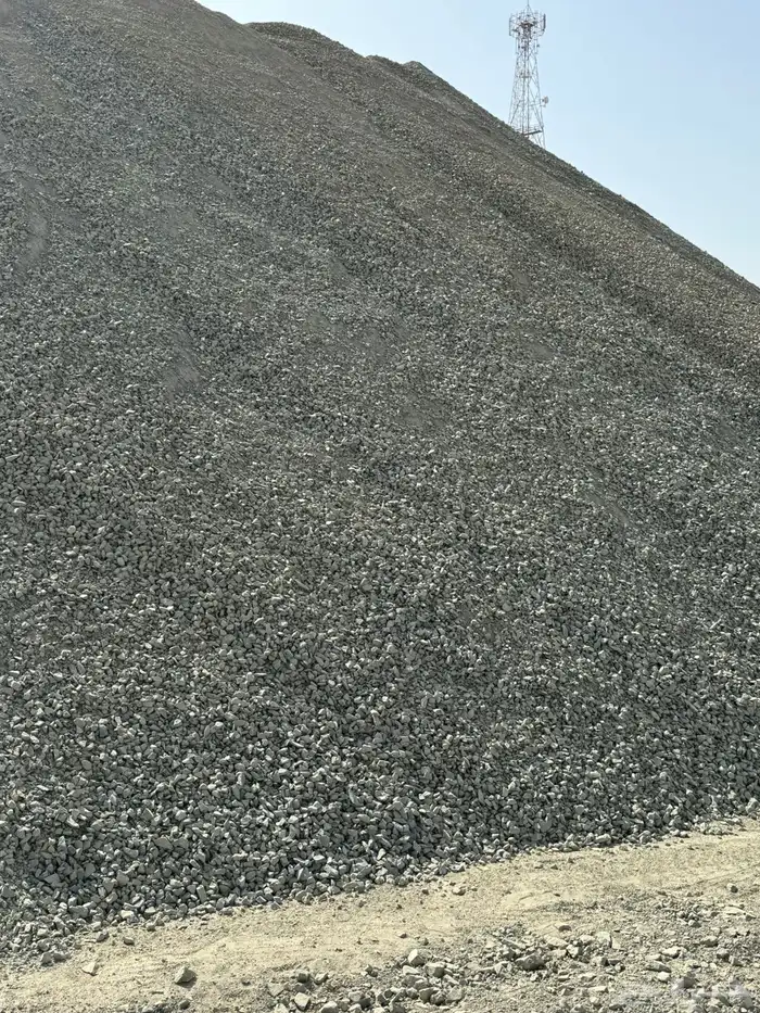 توريد جميع المواد وتنفيذ أعمال البيسكورس والازفلت 7