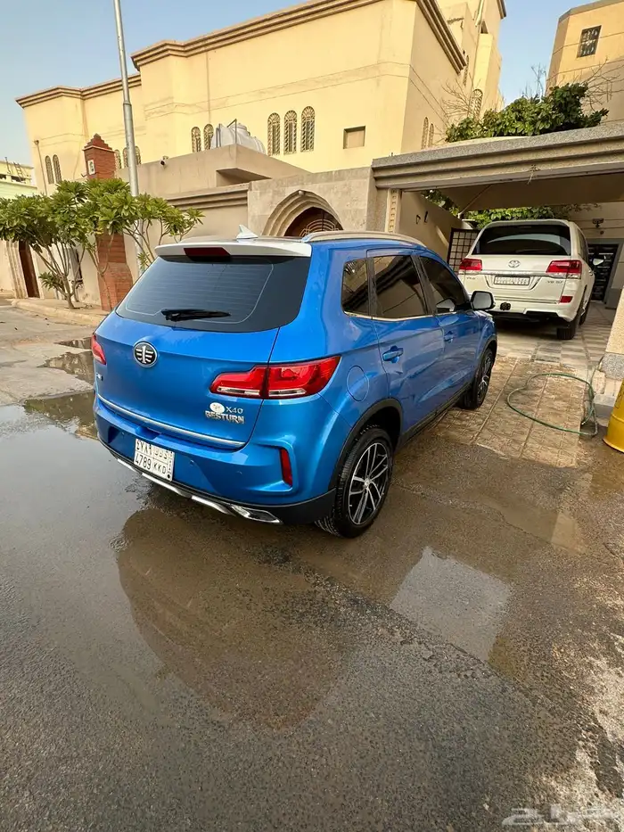 سيارة فاو FAW x40 نضيفه ممشى قليل 5