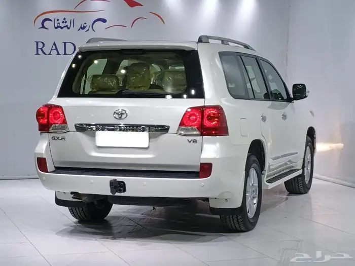تويوتا لاندكروزر 2014 GXR v8 سعودي 7