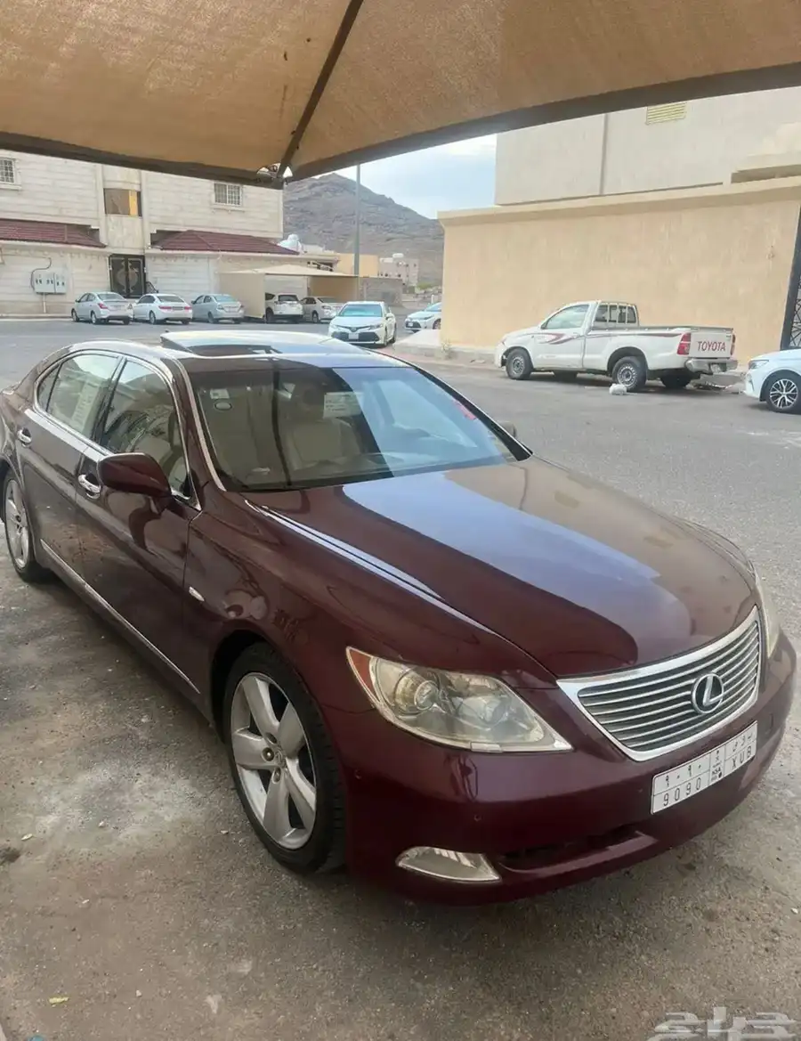لكزس LS 460 2008 لارج 7