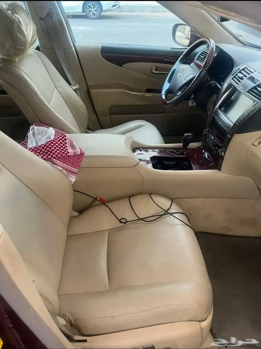 لكزس LS 460 2008 لارج 13