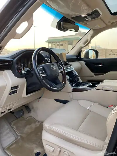 لاندكروزر GX.R L5 مودل 2022 نضيف 7
