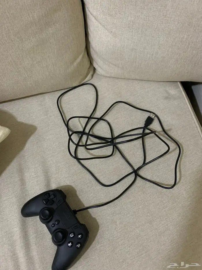 يد سوني احترافية اصلية جديدة م جرير وعليها ضمان60شهر(5سنوات) 0