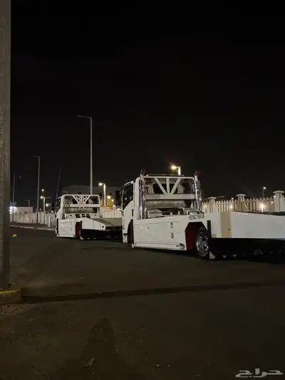 سطحه من الرياض إلى الدمام 0