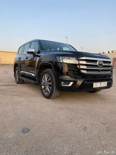 لاندكروزر GX.R L5 مودل 2022 نضيف 2