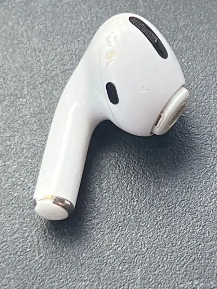 ايربودز برو AirPods Pro 4