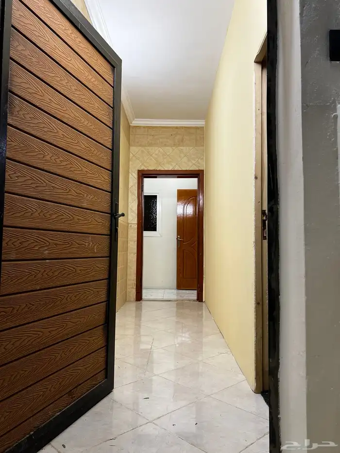 غرف مفروشة سكن عزاب أو عمال للإيجار اليومي والشهري بالخضراء 1
